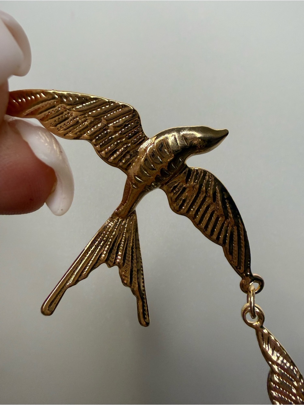 Gold Bird Link Necklace - Picture 5 of 7